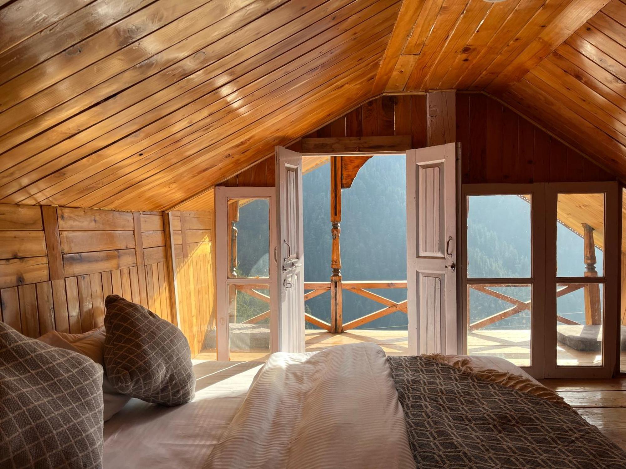 Luxury Quadruple Room,1540904977:JPEG